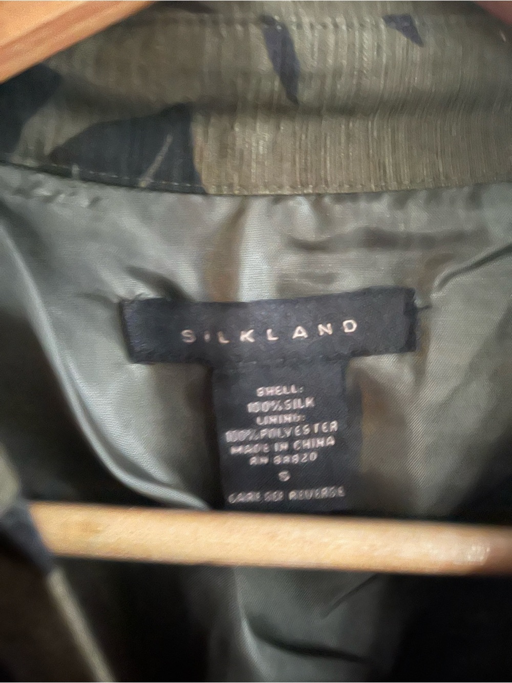 Silkland 100% Silk Jacket Sz Sm Green Black Palm Hawaiian EUC - Picture 3 of 4